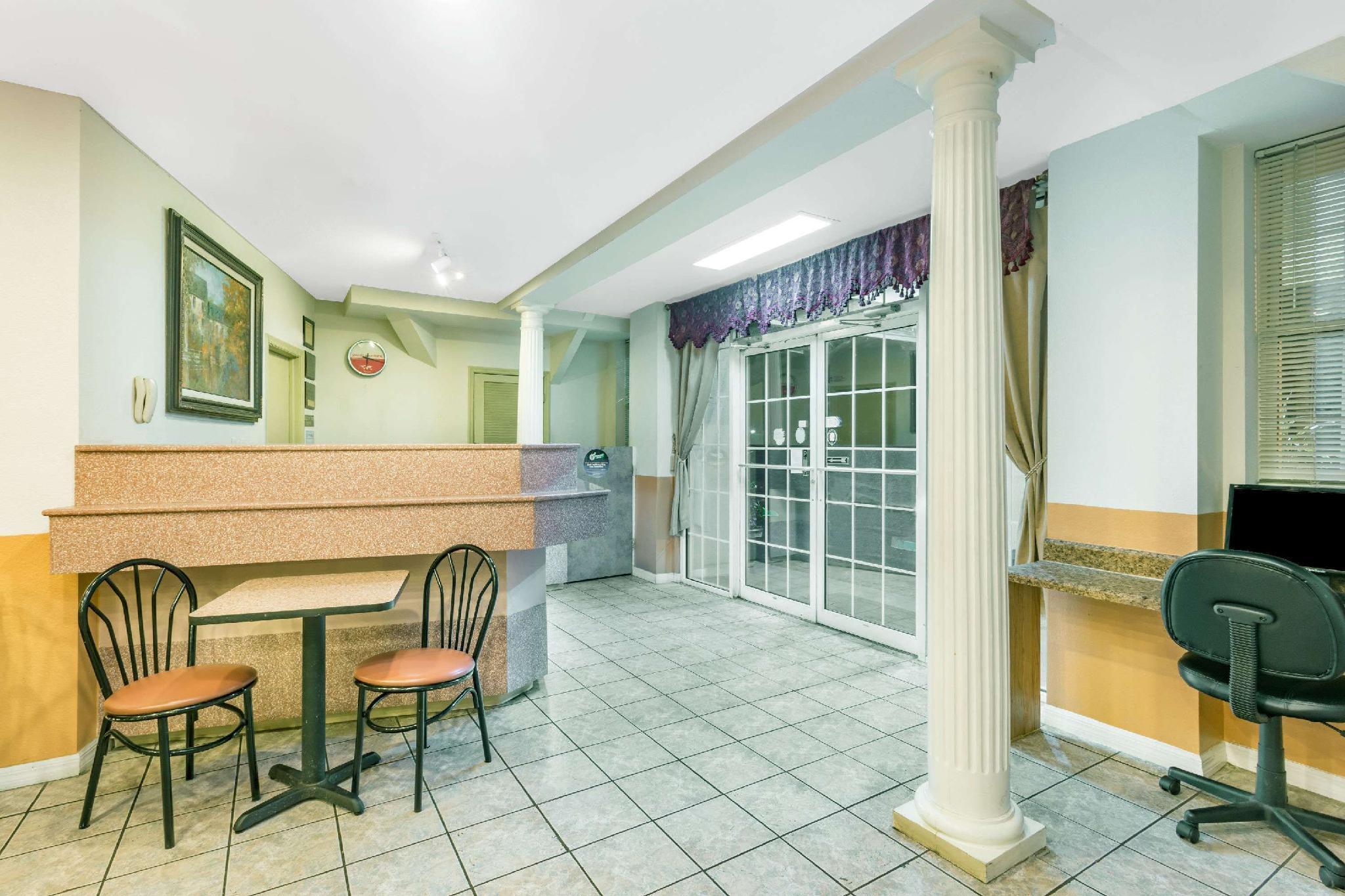 Howard Johnson By Wyndham Lake City Εξωτερικό φωτογραφία